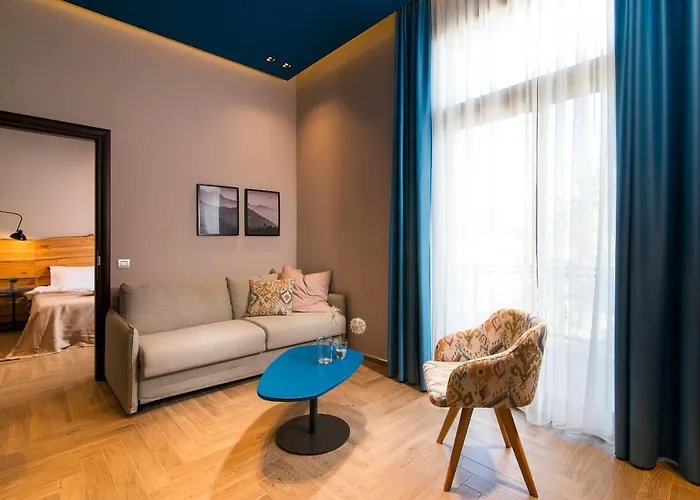 On The Rocks Apartahotel 3*